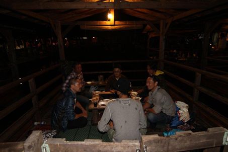 LL-MCR-101511003_R.jpg